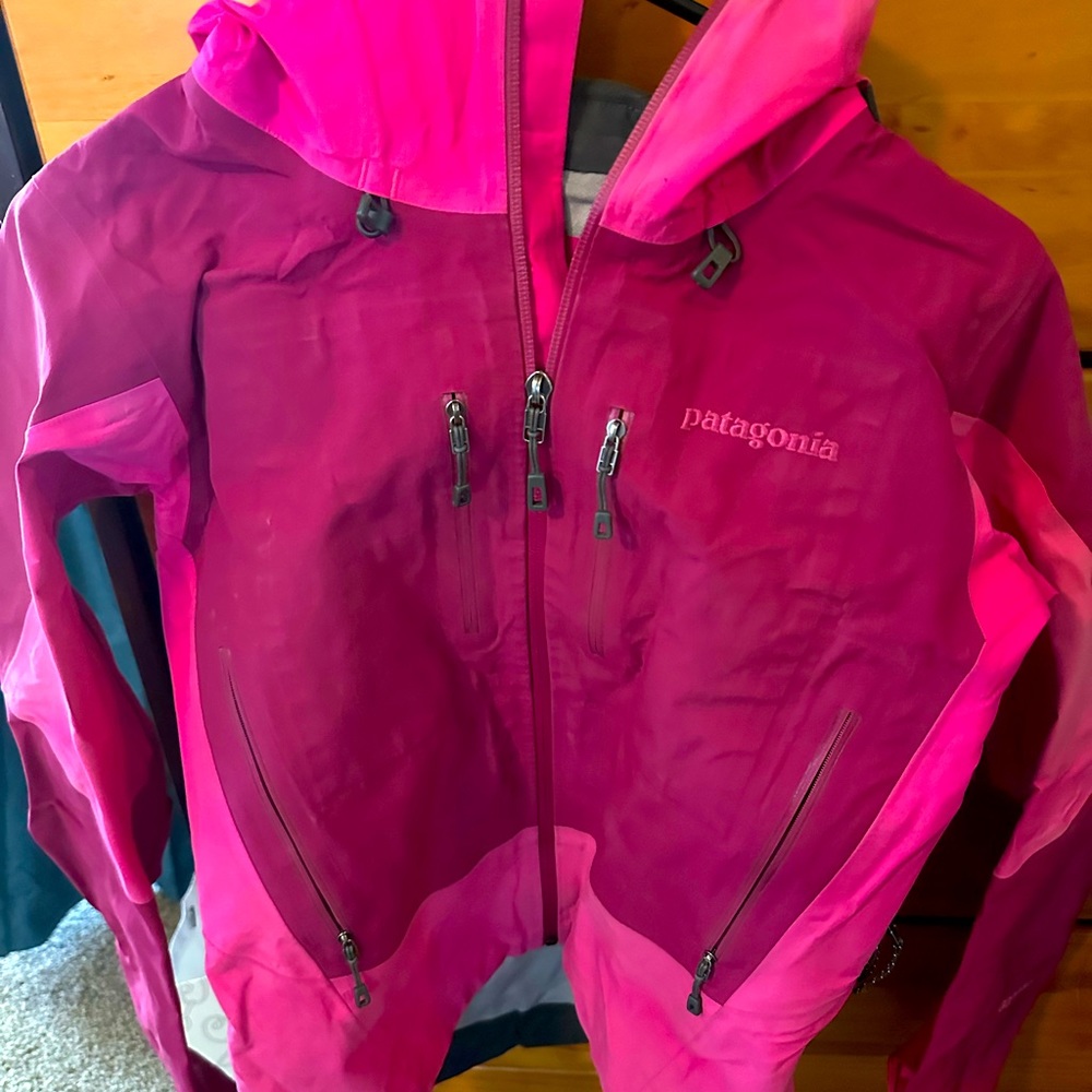 Patagonia Ski Jacket - GoreTex XS
